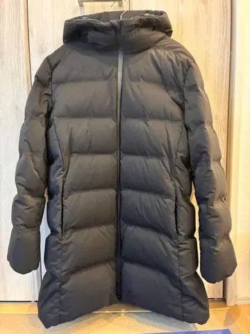 [ 새상품급 ] 유니클로 심리스 다운 코트 블랙 XL