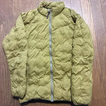 카키 퀼팅 다운 자켓