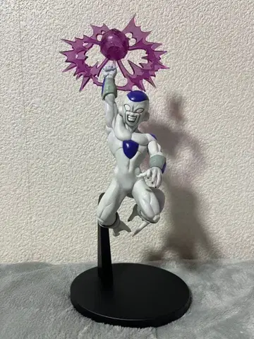 드래곤볼 프리저 피규어 G x materia