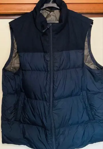 Golden Bear 네이비 다운 베스트 LL