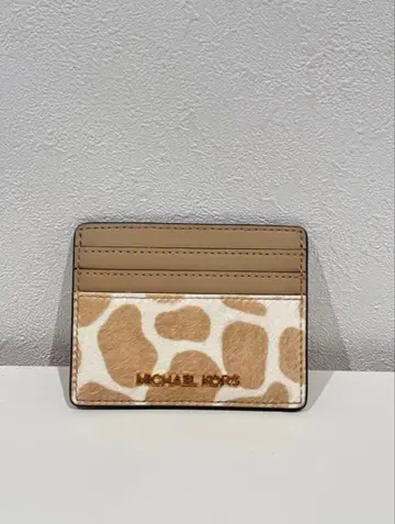 마이클코어스 패스 케이스