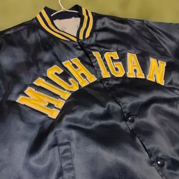 MICHIGAN 자수 봄버 자켓 네이비