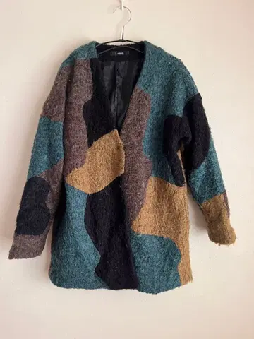 오즈모시스 멀티 컬러 숏코트