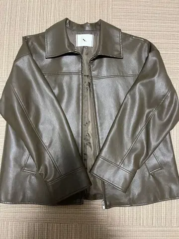 N.natural beauty basic 페이크 가죽 자켓