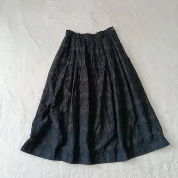 캐슬 콤 가든 작은 클레마티스 자수 롱 스커트