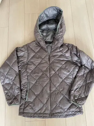 mont-bell 퀼팅 다운 자켓 S 그레이