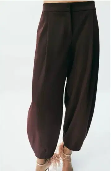 새상품 ZARA 새틴 팬츠 다크 브라운