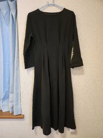 블랙 A 라인 롱 원피스 긴팔 포멀