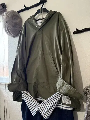 [ 써니 엘리먼트 ] 올리브 그린 후드 부착 풀오버 셔츠