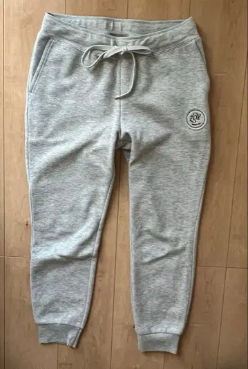 ZOY 그레이 스웨트 팬츠 안감 부착