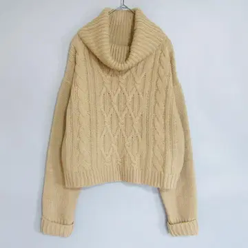 MURUA 무루아 터틀넥 돌먼 니트 Free 사이즈