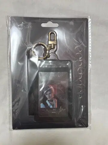 증명사진풍 카드 패스 케이스