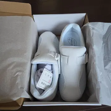 SCHWESTER 실내용 간호화 24.5 화이트