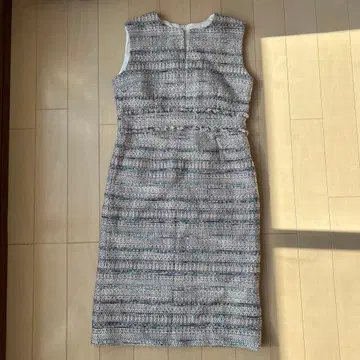 Liala x PG 슬리브리스 무릎 기장 원피스 트위드