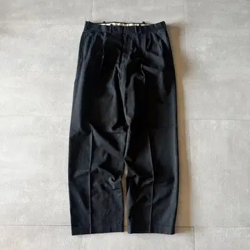 배리 쓰리턱 슬랙스