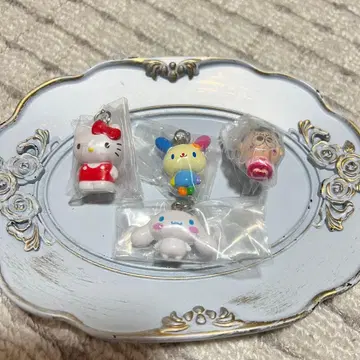 산리오 메지루시 액세서리 키티 우사하나 시나모롤