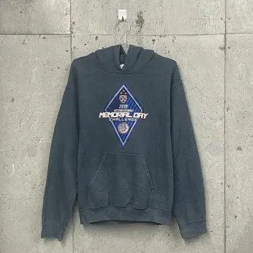 GILDAN MEMORIAL DAY CHALLENGE 후드티 Y172