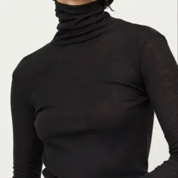 SOEJU 소주 캐시미어 혼방 터틀넥 티셔츠 Black Lsize