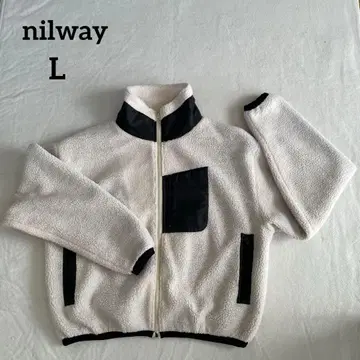 새상품급 nilway 보아 점퍼 숏 기장 아이보리 L 사이즈