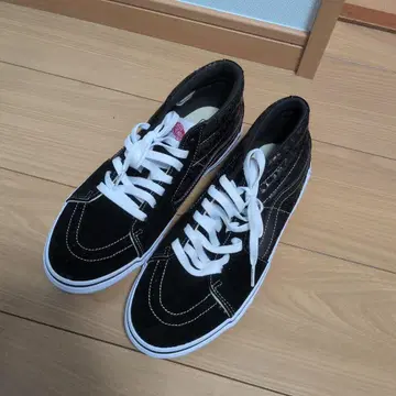 BUMP OF CHICKEN과 VANS의 콜라보 스니커즈