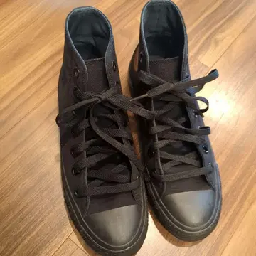 CONVERSE 블랙 하이컷 스니커즈