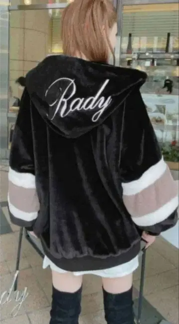 Rady 플리스 후드 부착 자켓 M 사이즈