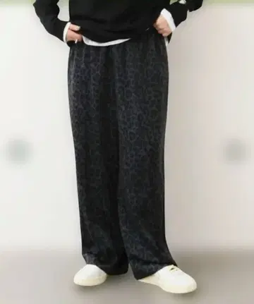 레오파드 새틴 팬츠