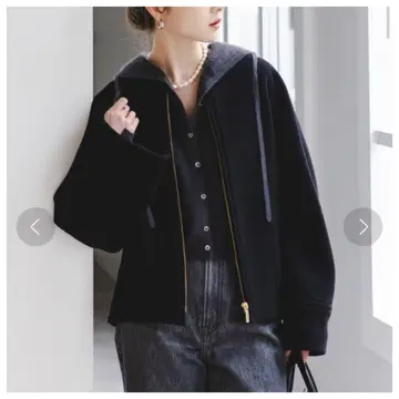 미사용 새상품 (택 포함) MTR 숏 케이프 블루종