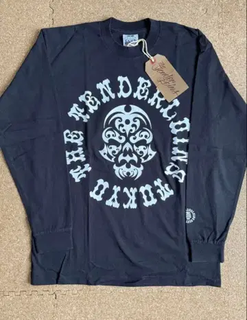 텐더 로인 보르네오 스컬 롱 T 택 포함