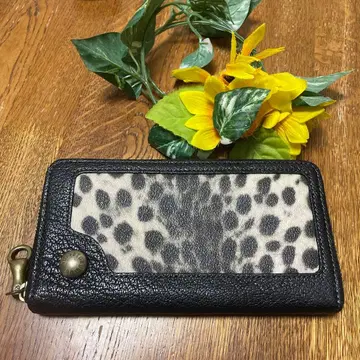 TOFF&LOADSTONE 레오파드 무늬 장지갑
