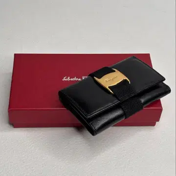 SalvatoreFerragamo 살바토레 페라가모 바라 키케이스