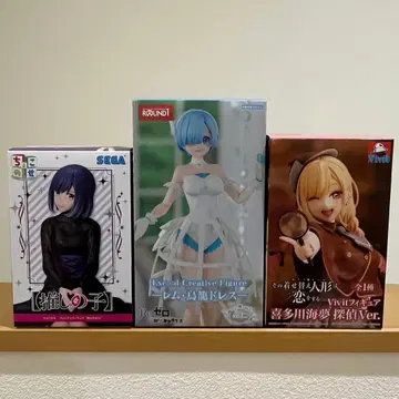 피규어 3개 묶음 판매