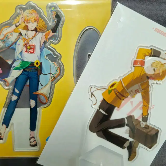 니노 선데이 아크릴 스탠드 일괄 양도