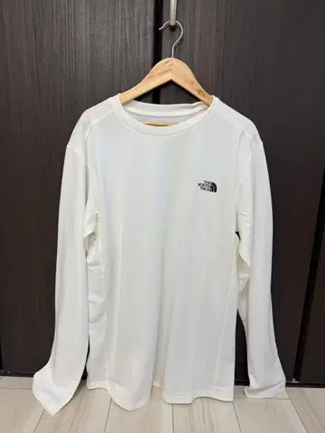The North Face NT32587 L 사이즈 화이트 티셔츠