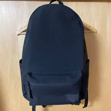 무스타슈 백팩 블랙