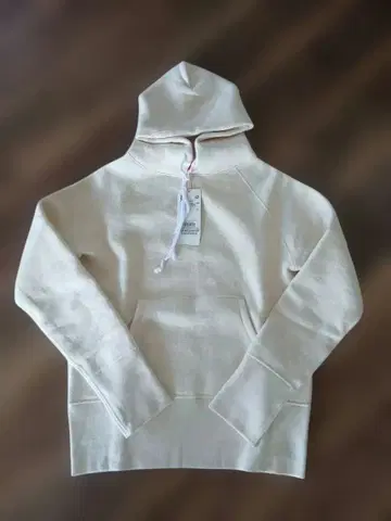 시착만 한 드레 쭈리 후드티