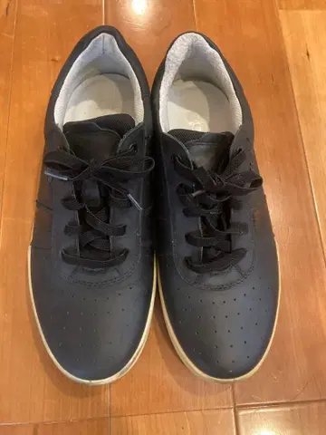 Ecco 블랙 스니커즈 41