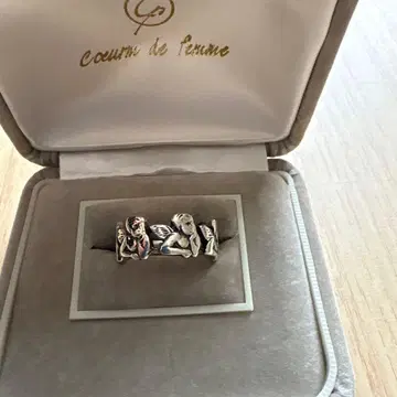 Cocoon de Panne 천사의 실버 반지