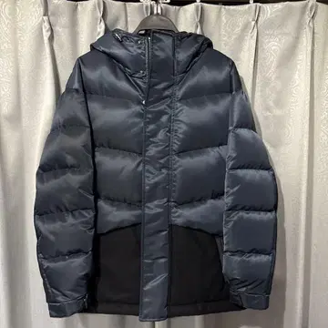 +J 다크 블루 후드 부착 다운 자켓 M