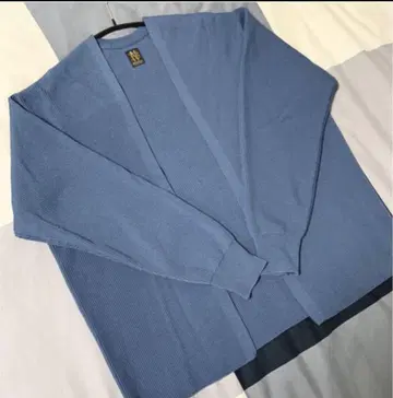 바토너 폼 업 플레인 가디건