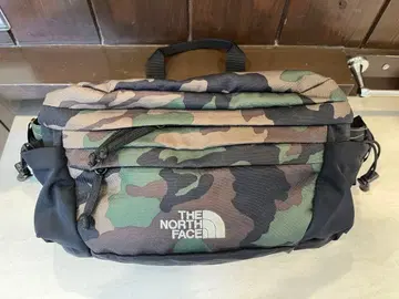 THE NORTH FACE 스피나 바디백 카모플라주/NM71800