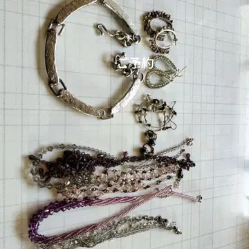 실버톤 팔찌와 귀걸이 세트