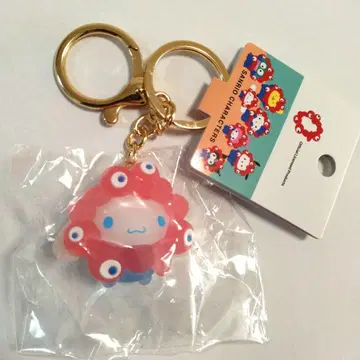 시나몬롤 미야쿠미야쿠 산리오 콜라보 클리어 컬러 키링