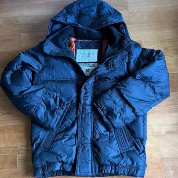 [새상품] Abercrombie & Fitch 다운 자켓 블랙 M