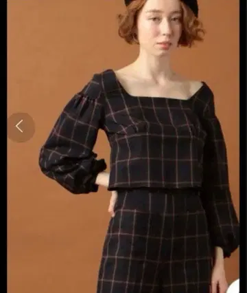 DEICY 체크 볼륨 슬리브 블라우스