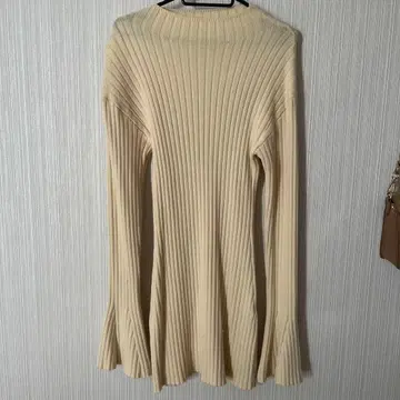 크림색 리브 니트 원피스 F 사이즈