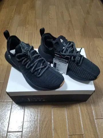 리복 SOKEFURY DV4479 26cm