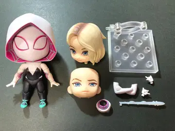 스파이더 그웬 스파이더버스 넨도로이드 1228 스파이더맨