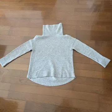 그레이 터틀넥 스웨터 M