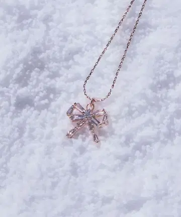 JILL by JILL STUART Cubic 푸치 리본 목걸이